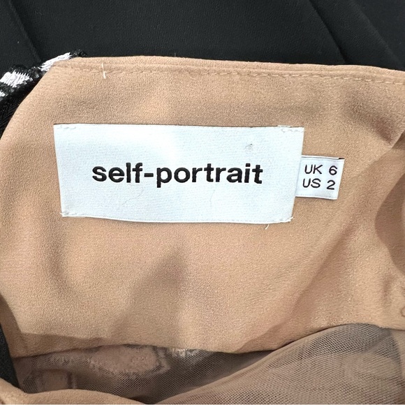 Self Portrait Lilac Guipure Floral Lace Sleeveless Jumpsuit - Picture 8 of 16